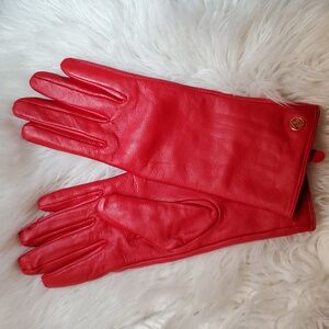 Adrienne Vittadini Red Leather Gloves NWOT.